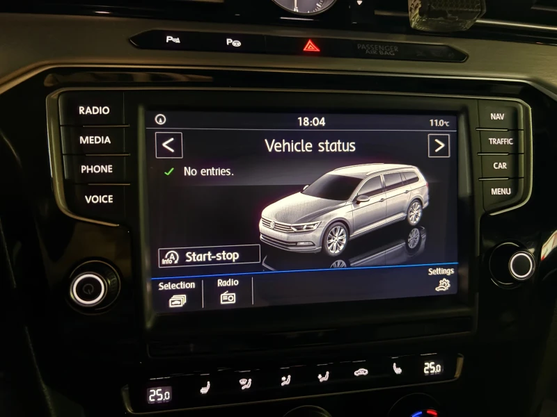 VW Passat 2.0 TDI, снимка 14 - Автомобили и джипове - 52424724