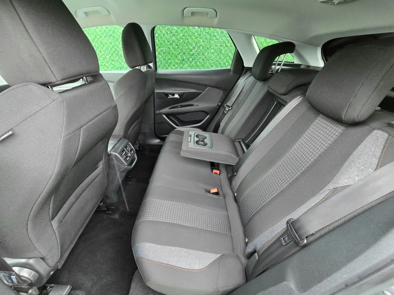 Peugeot 3008 1.6BlueHDI* 120кс* Euro-6d, снимка 10 - Автомобили и джипове - 52469608