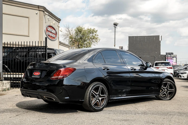 Mercedes-Benz C 300 4MATIC AMG* PANO* ПОДГРЕВ* BLINDSPOT* CAM* , снимка 3 - Автомобили и джипове - 52549861