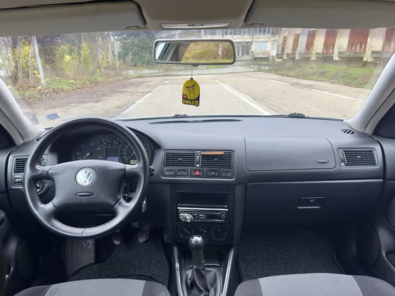 VW Golf 1.9 TDI, снимка 11 - Автомобили и джипове - 52678966