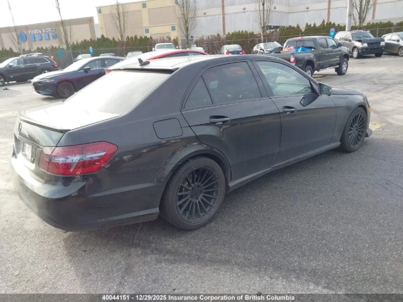 Mercedes-Benz E 350 AMG* Harman Kardon* Става на газ, снимка 5 - Автомобили и джипове - 52934648