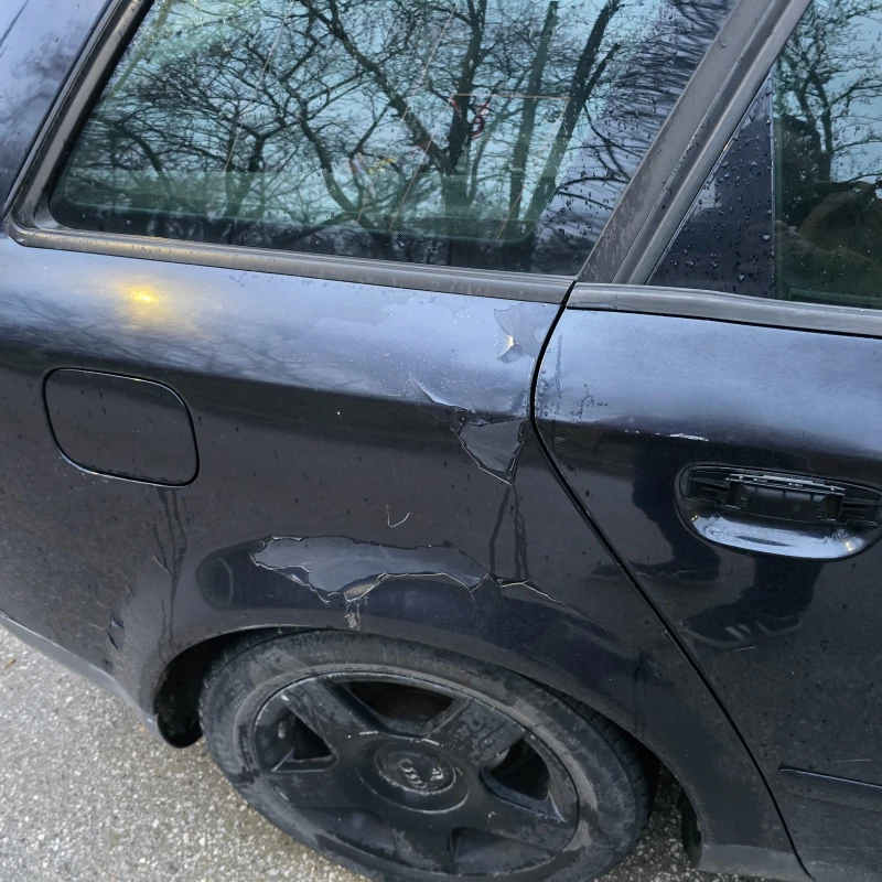 Audi A4 1.8T, снимка 5 - Автомобили и джипове - 53423376