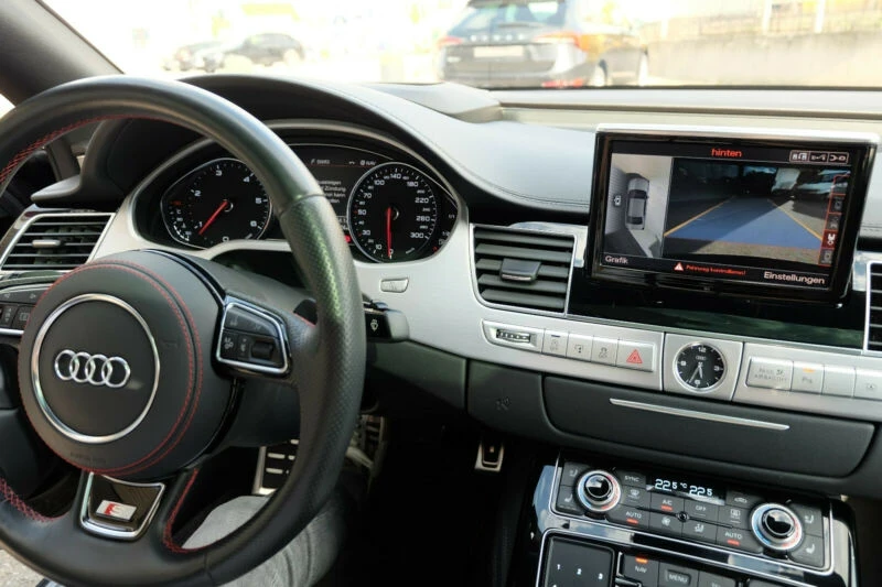 Audi A8, снимка 11 - Автомобили и джипове - 53211487