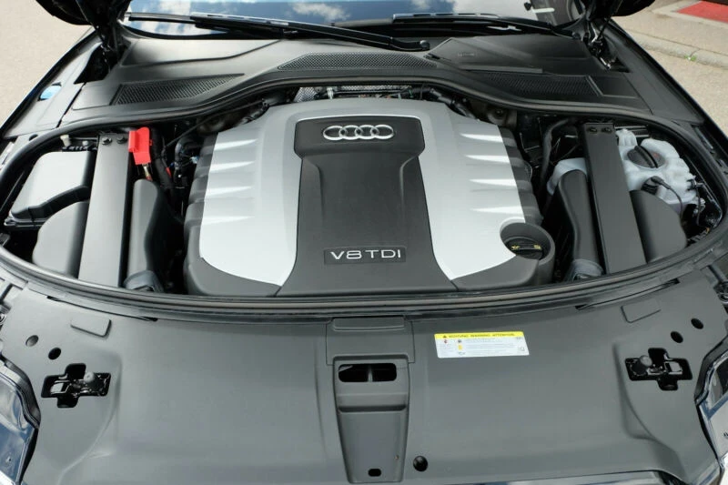 Audi A8, снимка 17 - Автомобили и джипове - 53211487