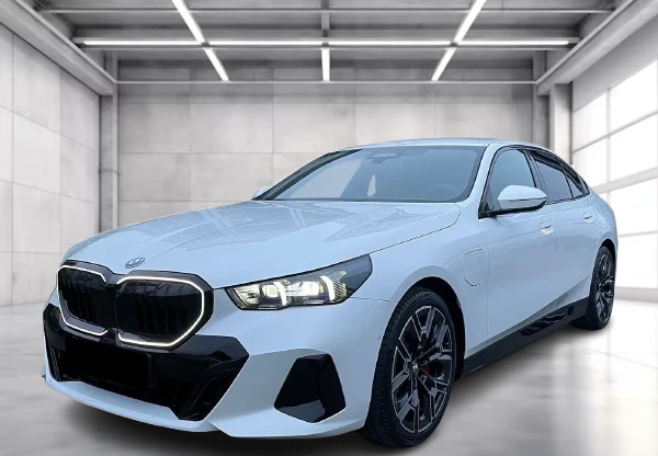 BMW 530 e M-Sport = NEW = Гаранция