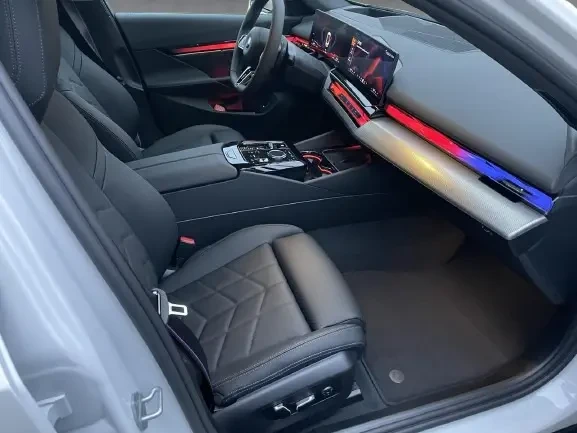 BMW 530 e M-Sport = NEW = �������� | Mobile.bg � ����������� 12