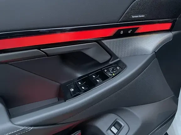 BMW 530 e M-Sport = NEW = �������� | Mobile.bg � ����������� 6