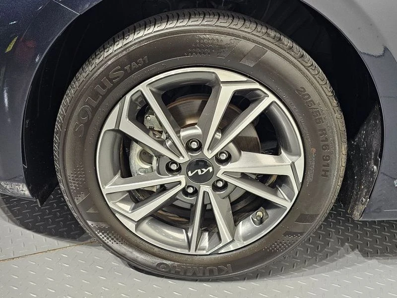 Kia K3 1.6| 123�.�. | Mobile.bg � ����������� 5