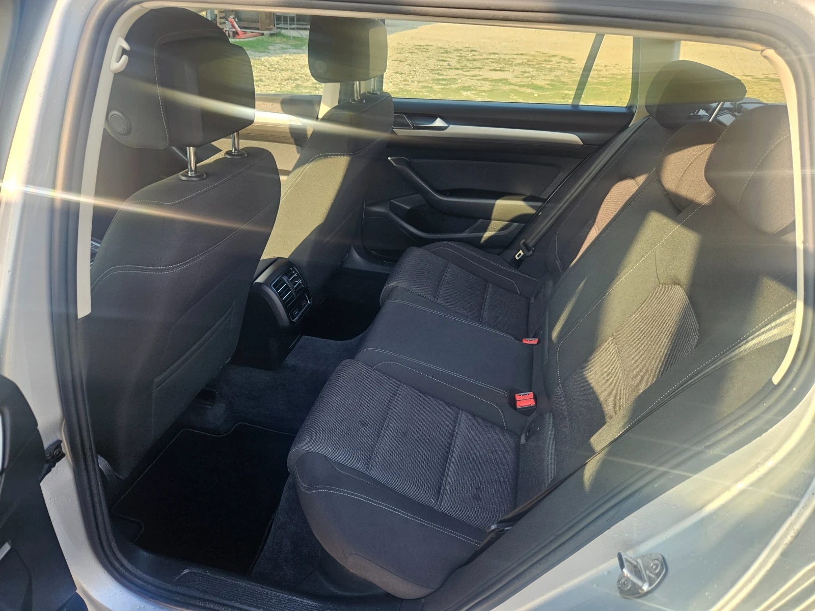 VW Passat 2.0 TDI  | Mobile.bg   11