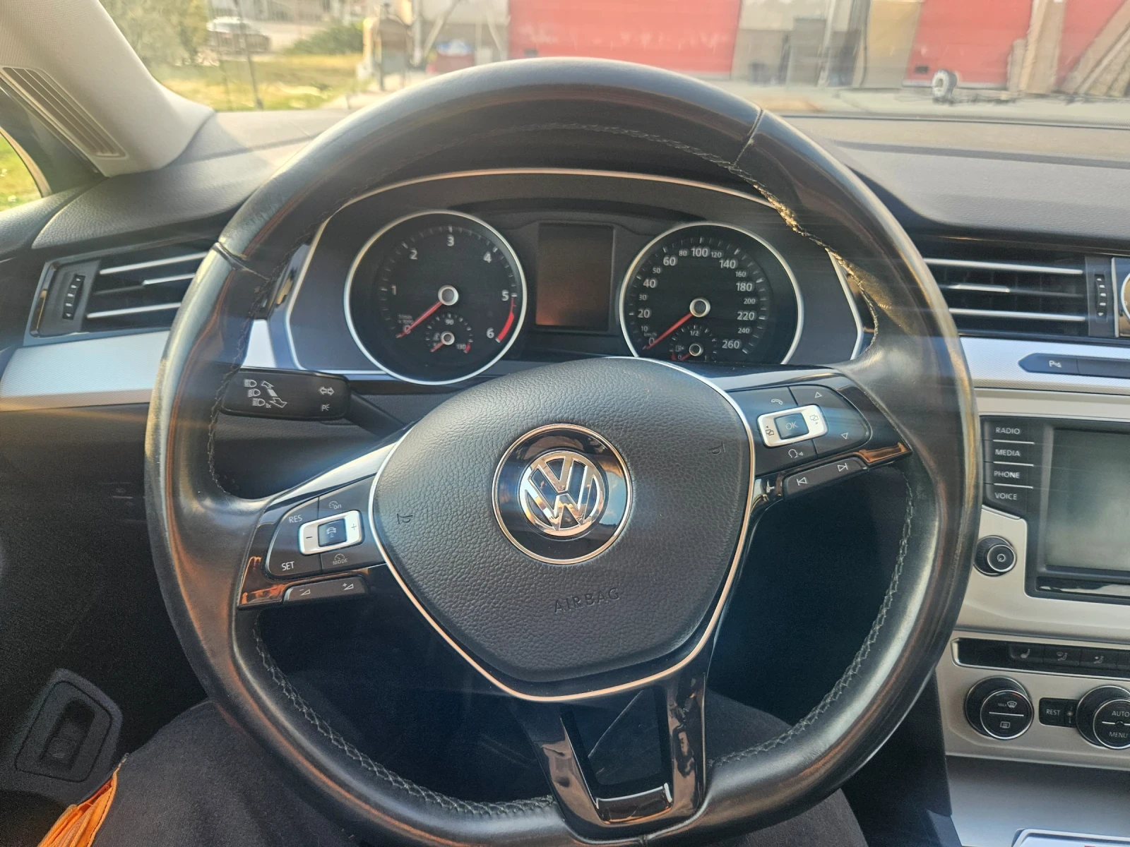 VW Passat 2.0 TDI  | Mobile.bg   14