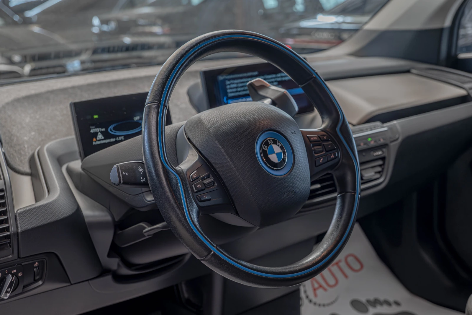 BMW i3 S/120ah/Adaptive LED/Подгрев/ - изображение 7