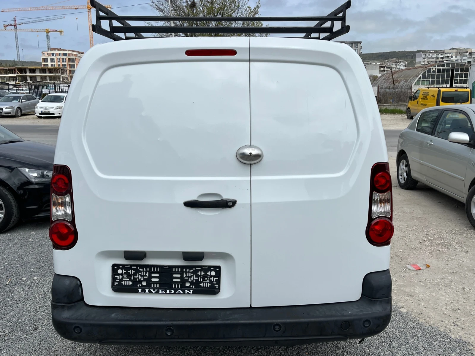 Peugeot Partner Дълга база. Maxi. 3 места - изображение 4