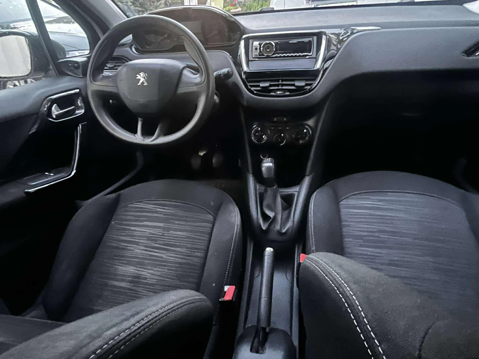 Peugeot 208 1.4 HDI/ EURO 5/ 92к.с. - изображение 5