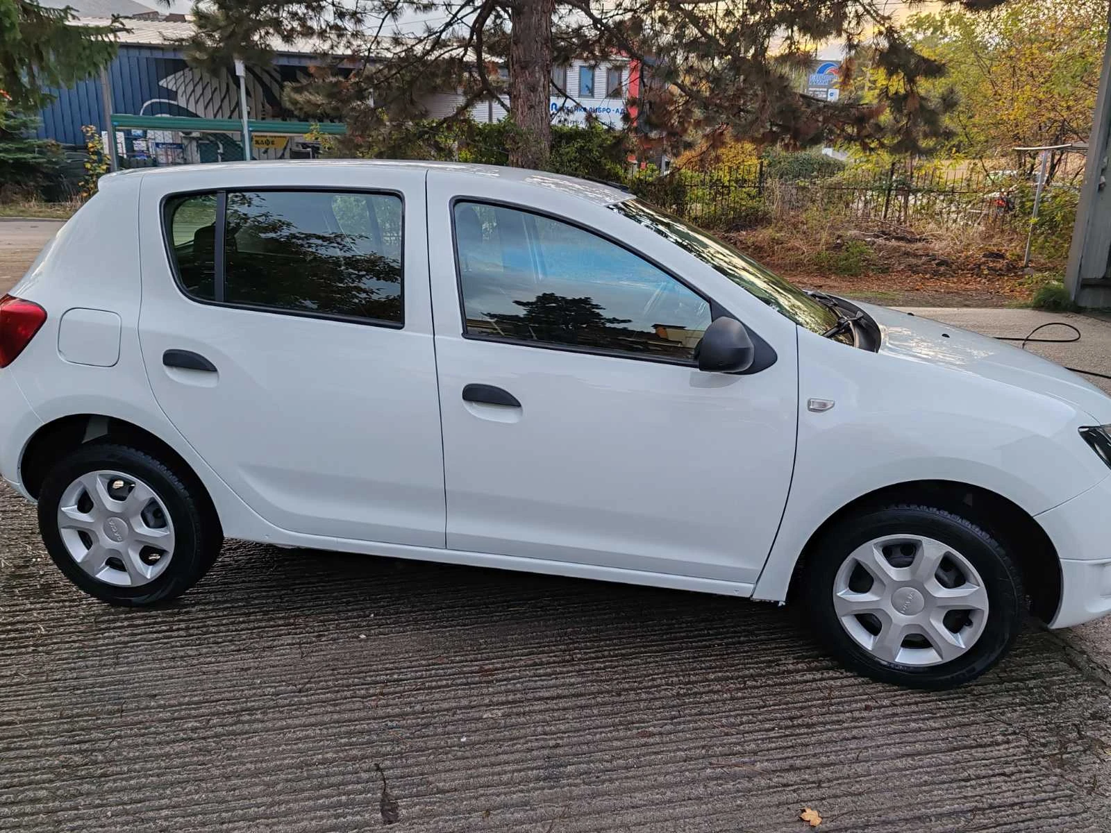 Dacia Sandero | Mobile.bg — изображение 2