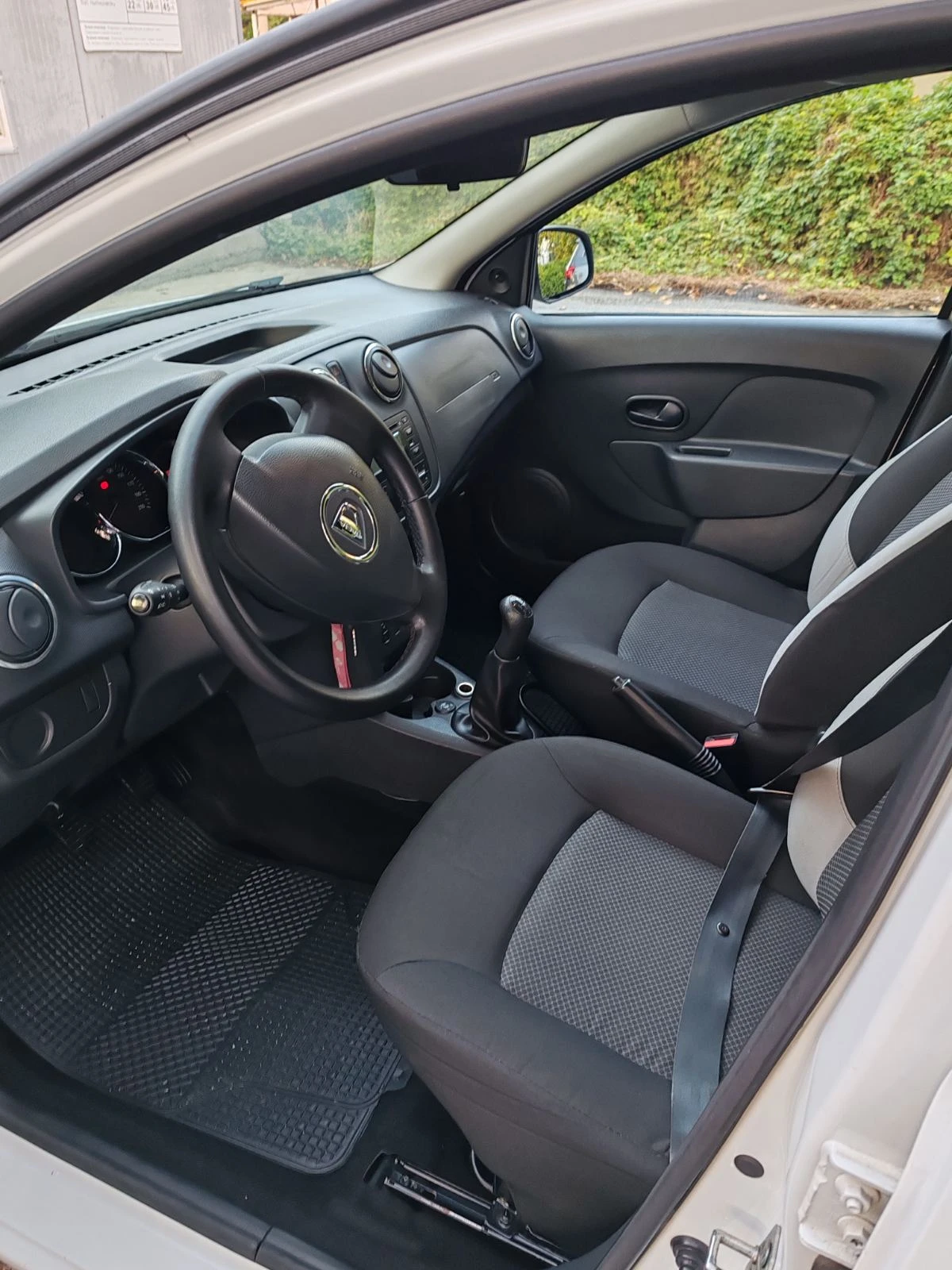 Dacia Sandero | Mobile.bg — изображение 8