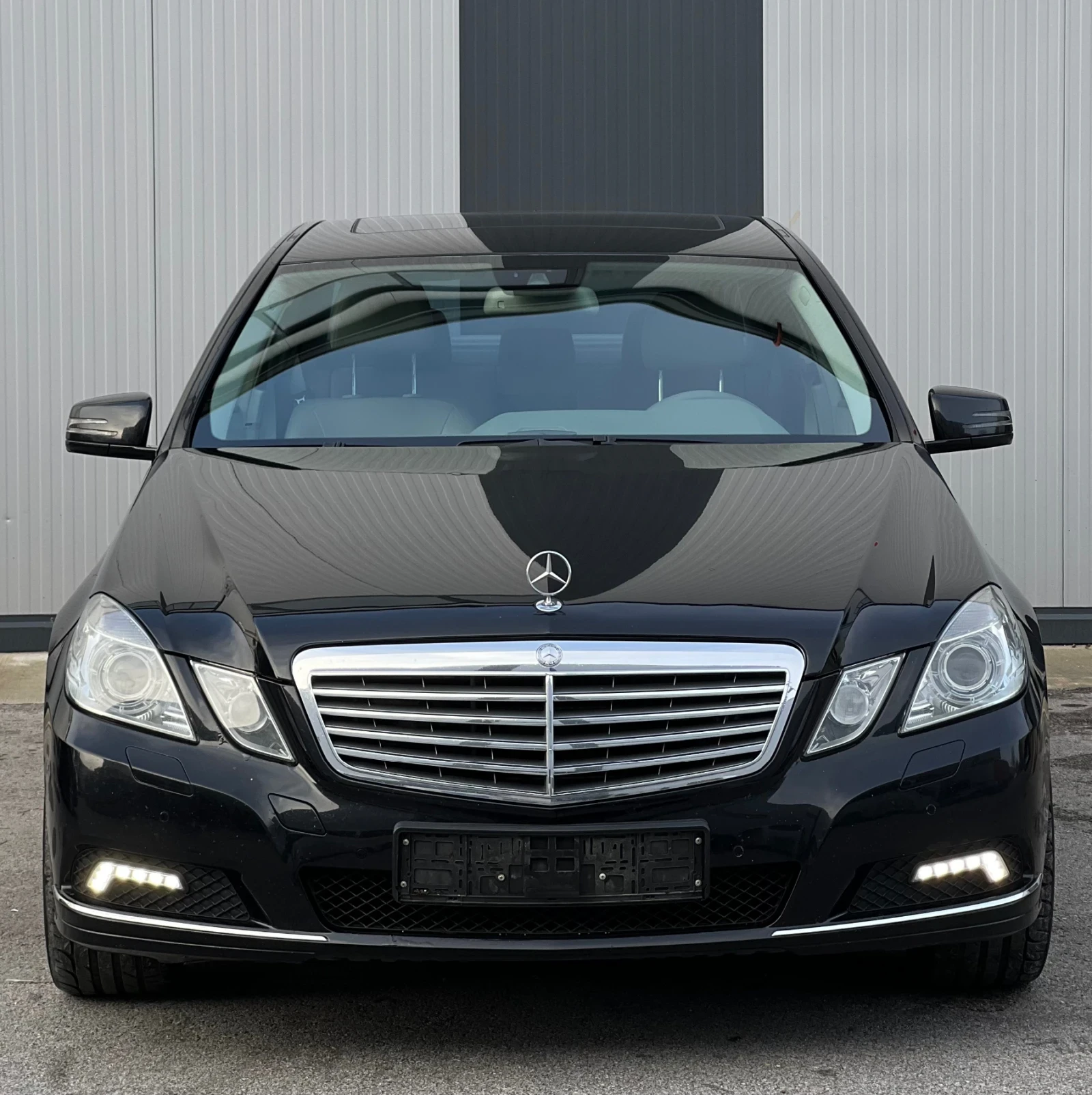 Mercedes-Benz E 350 ELEGANCE///FULL/Кожа* /7G* Tronic/Панорама/УНИКАТ/ - изображение 3