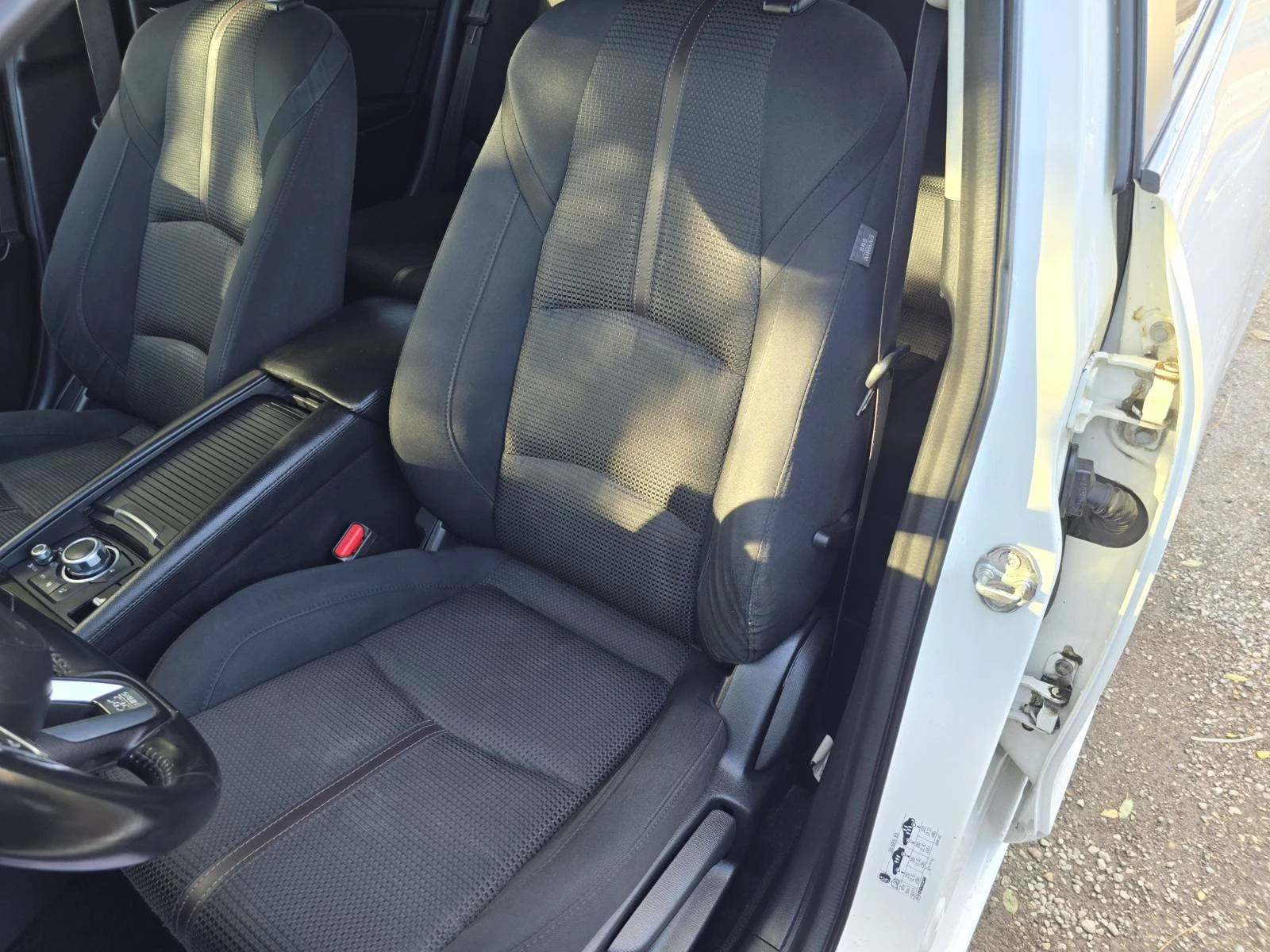 Mazda 3  /2.0/SKYACTIVE | Mobile.bg   13