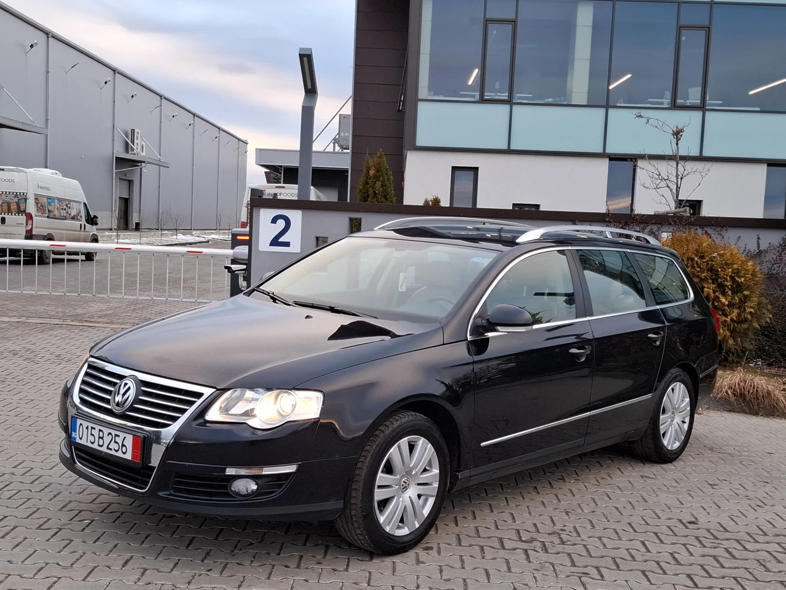 VW Passat 1.6FSI* (116кс)* KOЖА* КЛИМАТРОНИК* НОВ ВНОС*  - изображение 4