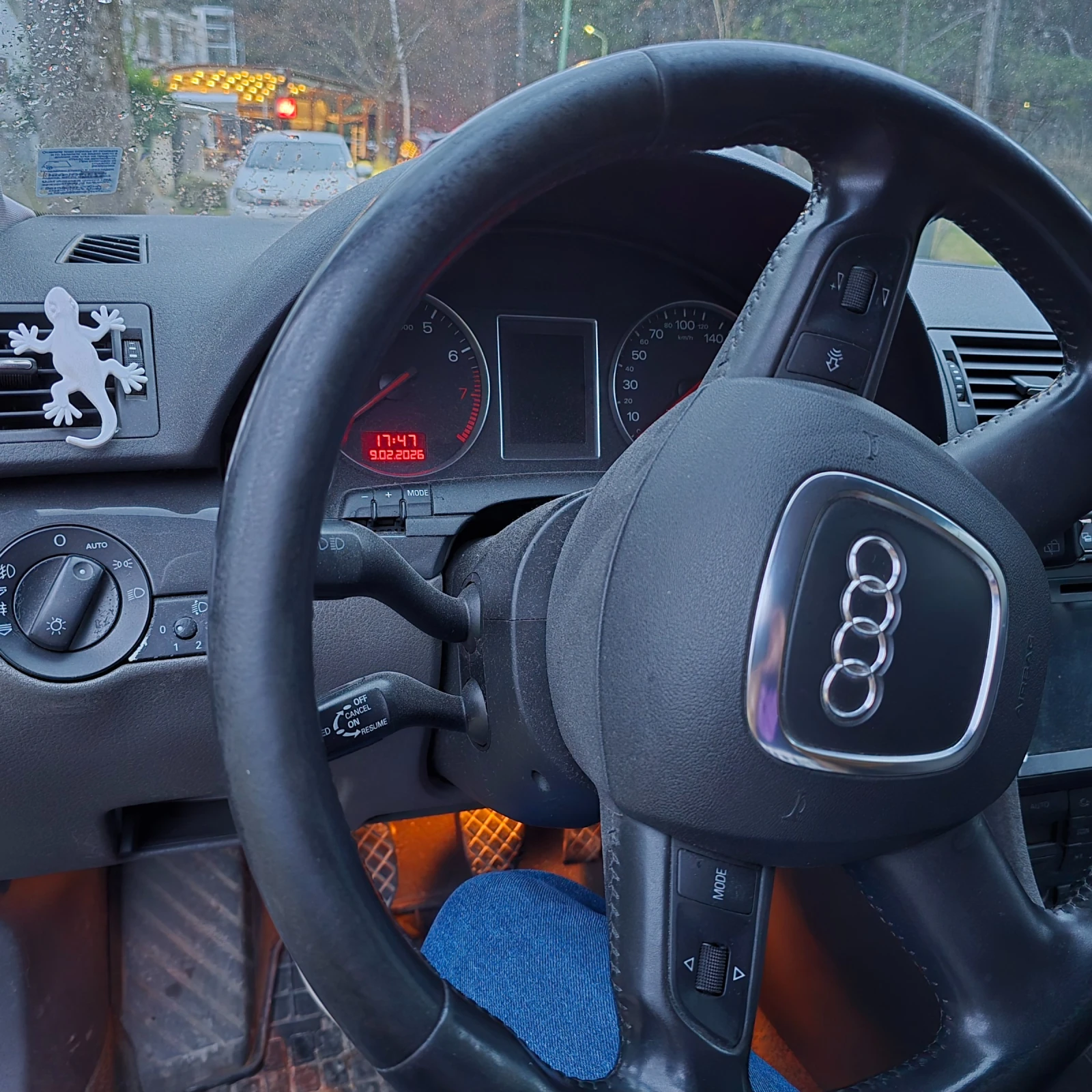 Audi A4 1.8T - изображение 8