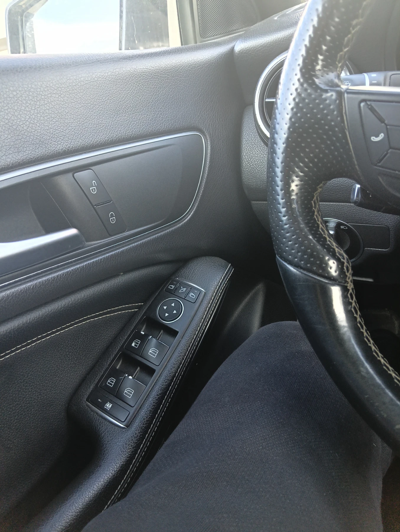 Mercedes-Benz CLA 200  - изображение 8