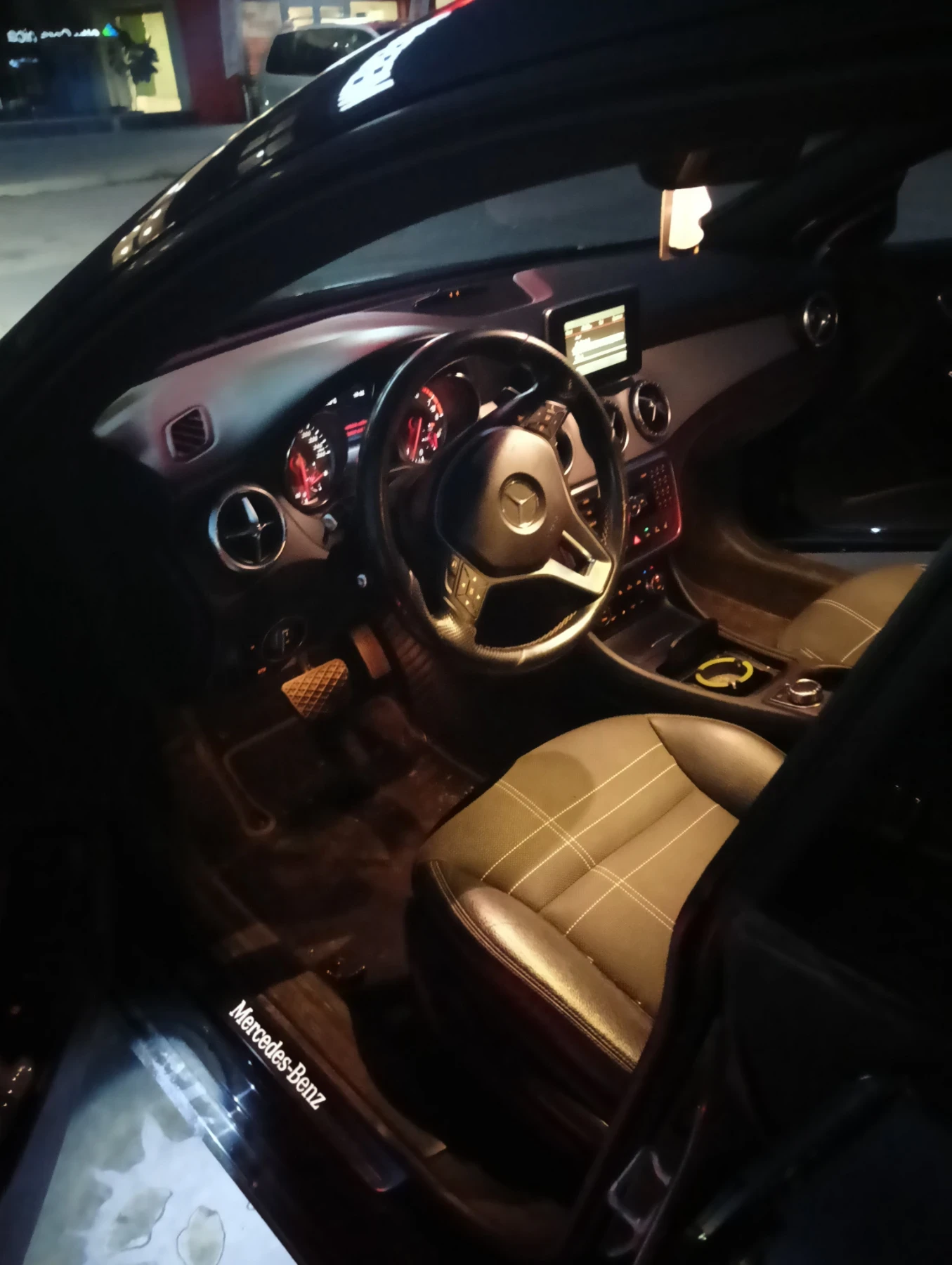 Mercedes-Benz CLA 200 | Mobile.bg � ����������� 12