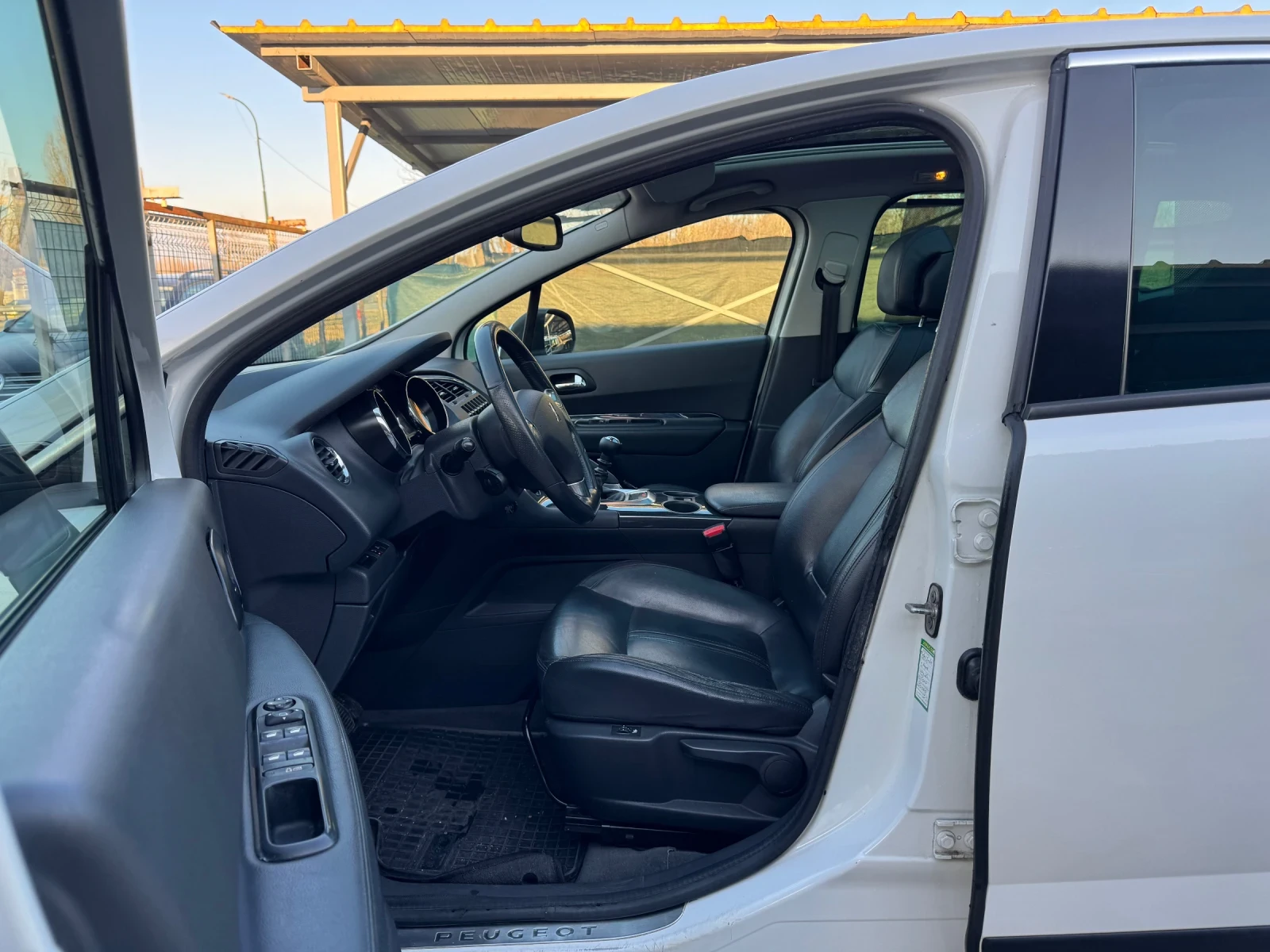 Peugeot 3008 2.0 DIESEL 150k.c  | Mobile.bg � ����������� 11