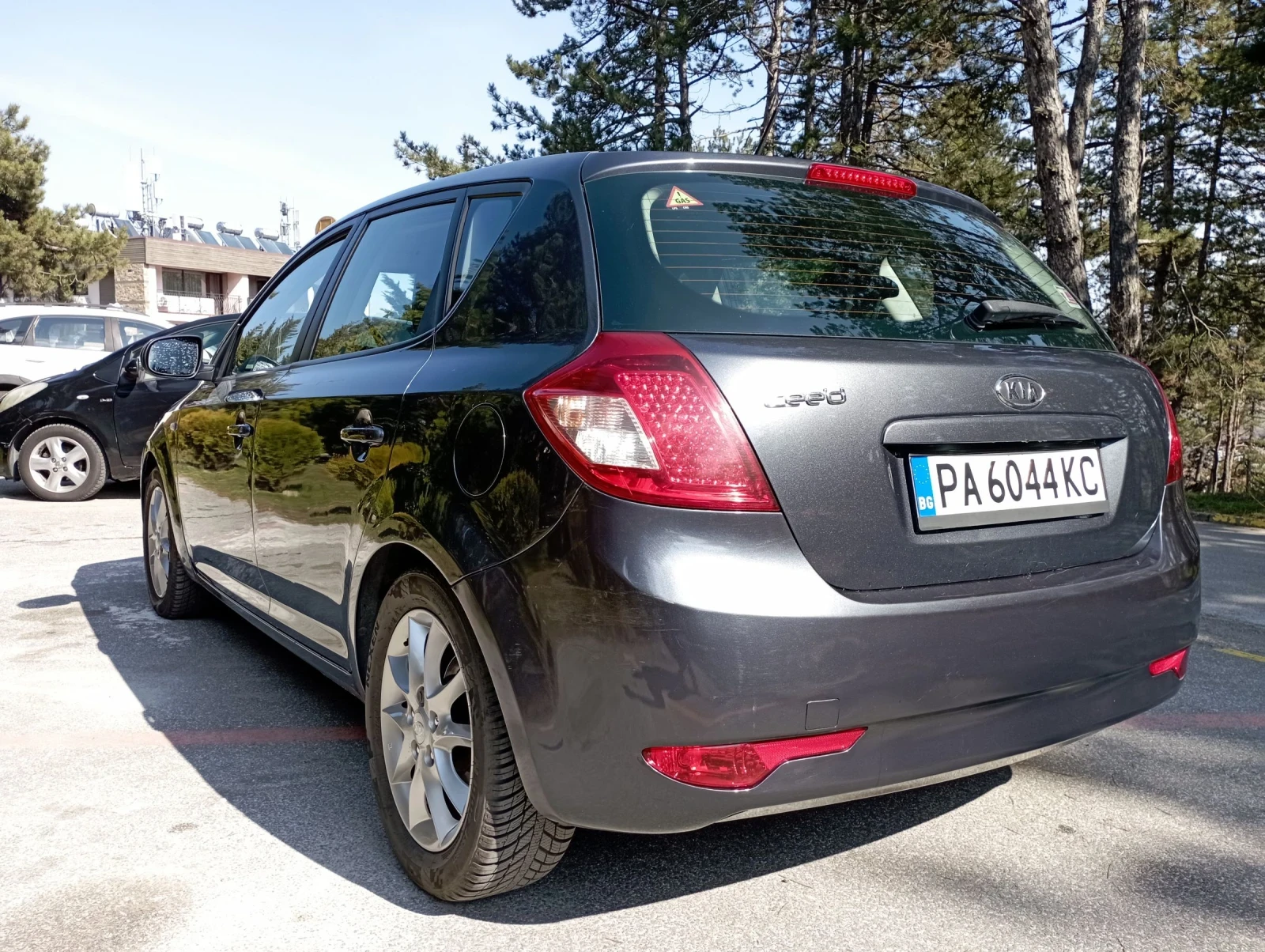 Kia Ceed 1.4 CVVT LPG, снимка 4 - Автомобили и джипове - 53756198