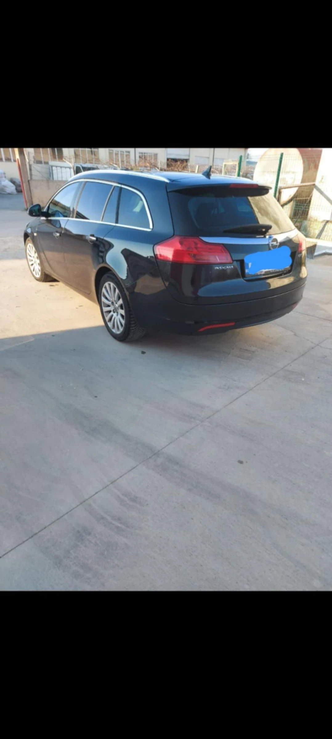 Opel Insignia, снимка 2 - Автомобили и джипове - 54011981