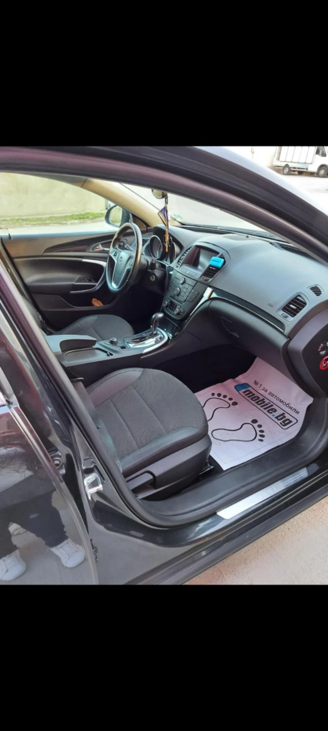 Opel Insignia, снимка 5 - Автомобили и джипове - 54011981