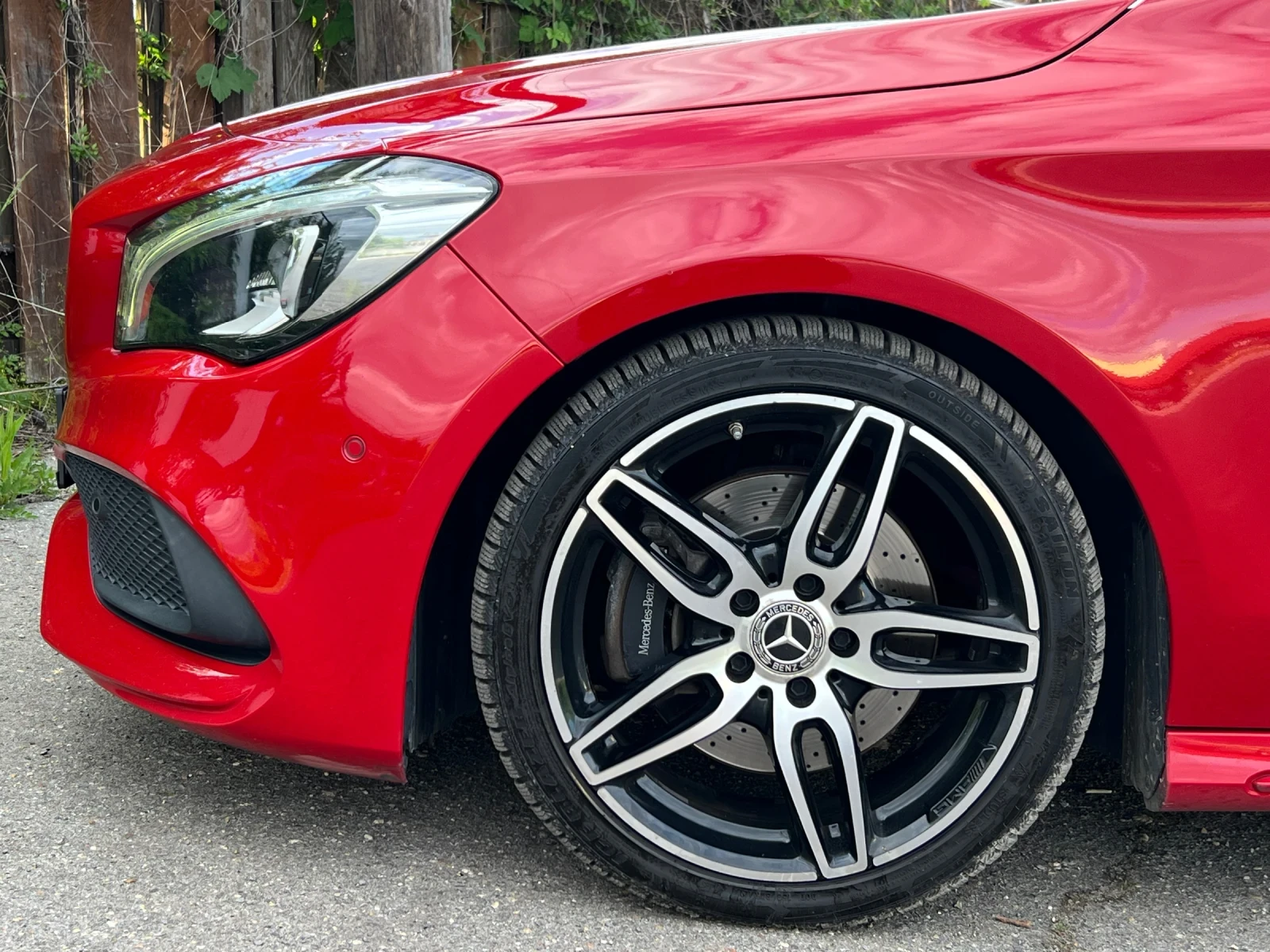 Mercedes-Benz CLA 220 CDI * AMG* 4 MATIC* PANO* DCT* САМОПАРКИРАНЕ , снимка 5 - Автомобили и джипове - 54544715