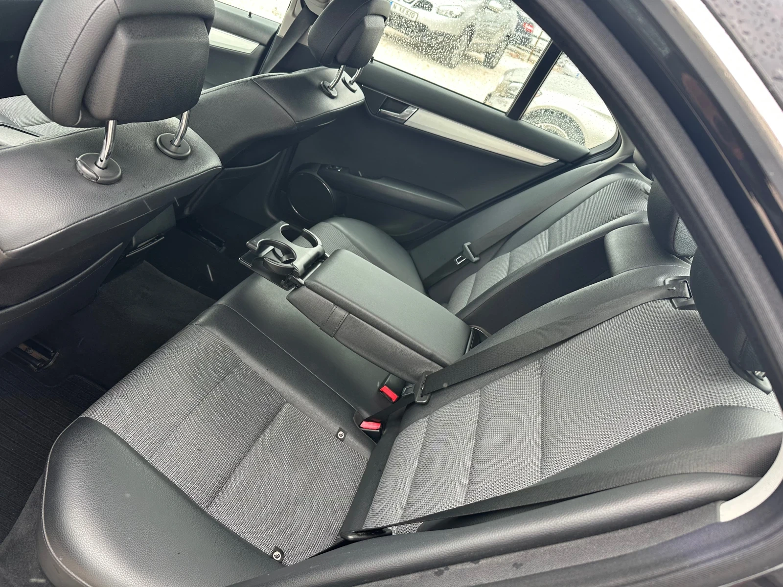 Mercedes-Benz C 220 CDI, AVANTGARDE, НАВИ, ПОДГРЕВ, МОТОР 646, ТОП!!!, снимка 12 - Автомобили и джипове - 54641474