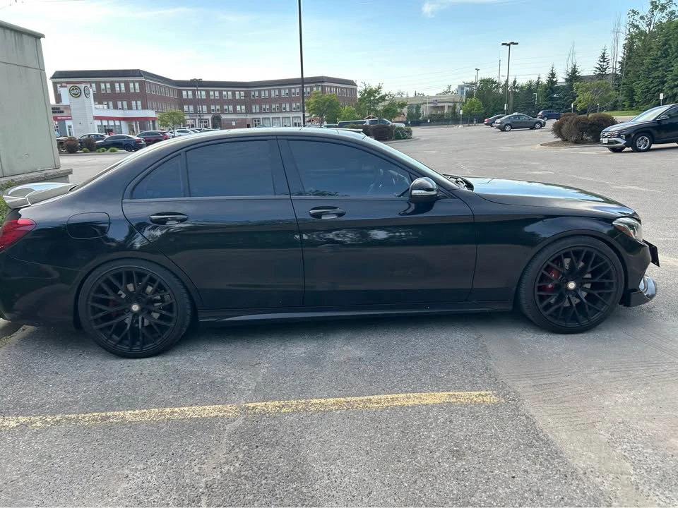 Mercedes-Benz C 400 * AMG PKG* LIPS* АВТОКРЕДИТ БЕЗ ПЪРВОНАЧАЛНА, снимка 4 - Автомобили и джипове - 54911544