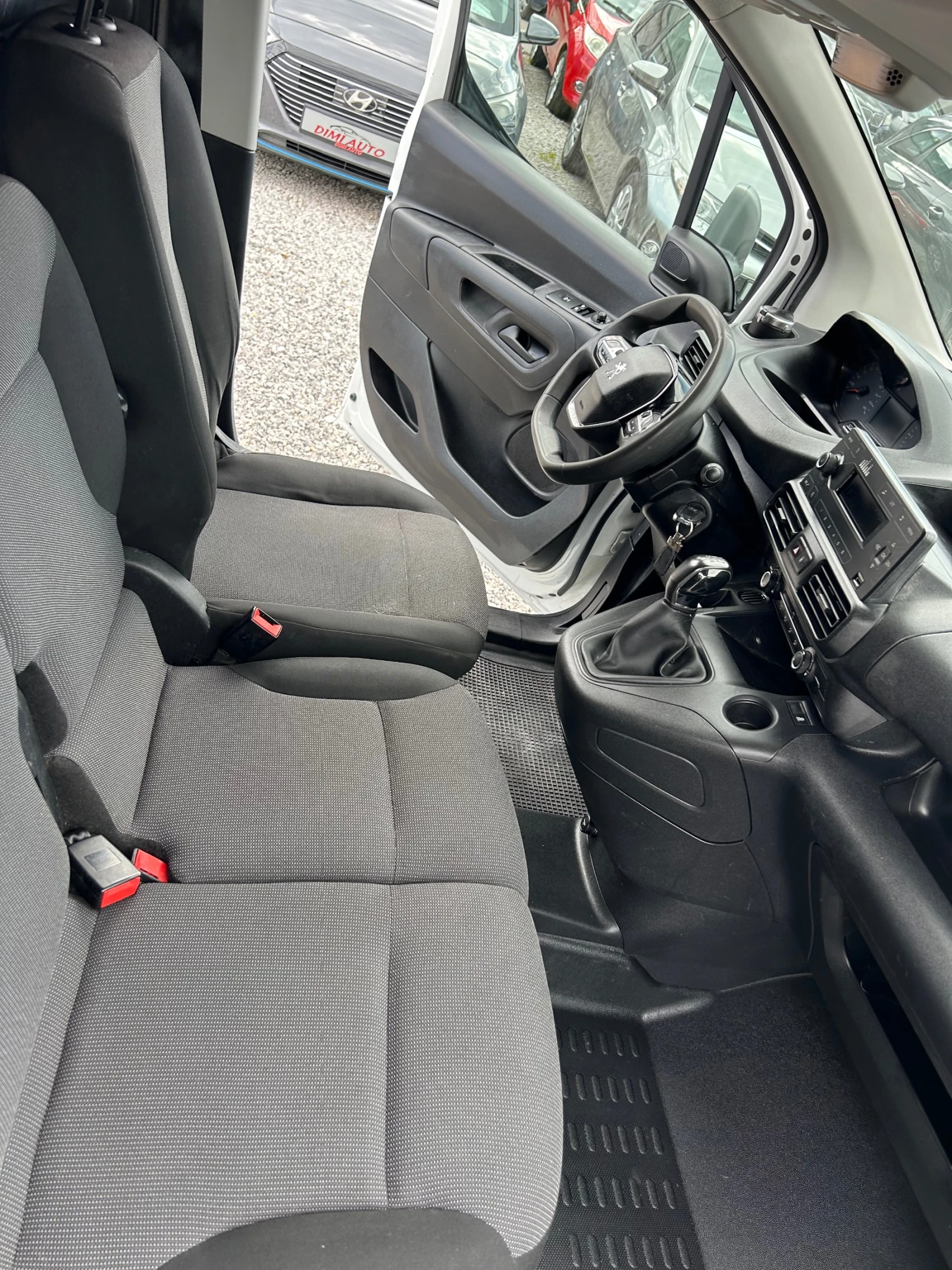Peugeot Partner 1.5HDI EURO6D, снимка 15 - Автомобили и джипове - 55272971