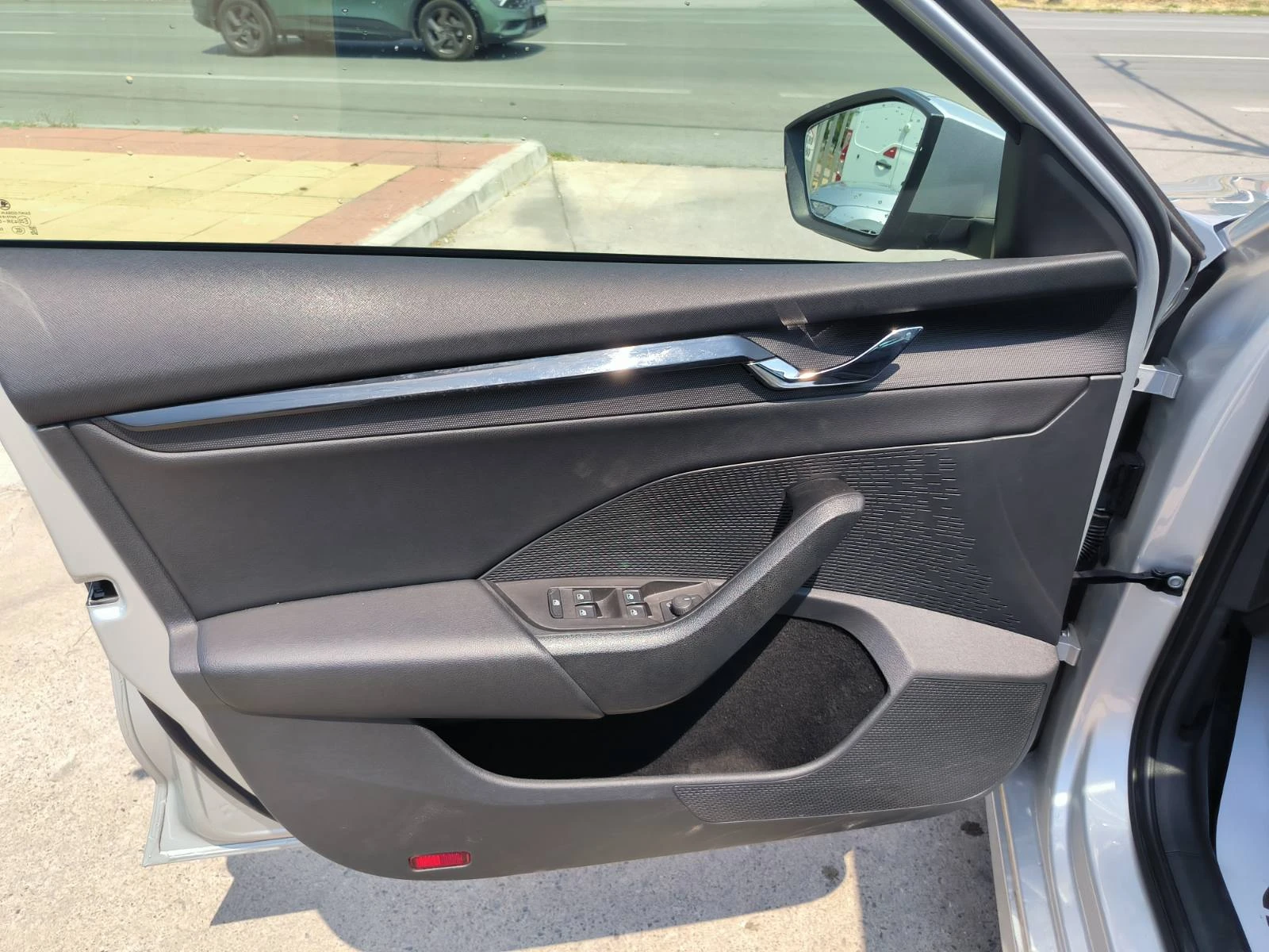 Skoda Octavia 2.0d-Navi-Automat-Euro-6D-108600km | Mobile.bg � ����������� 12