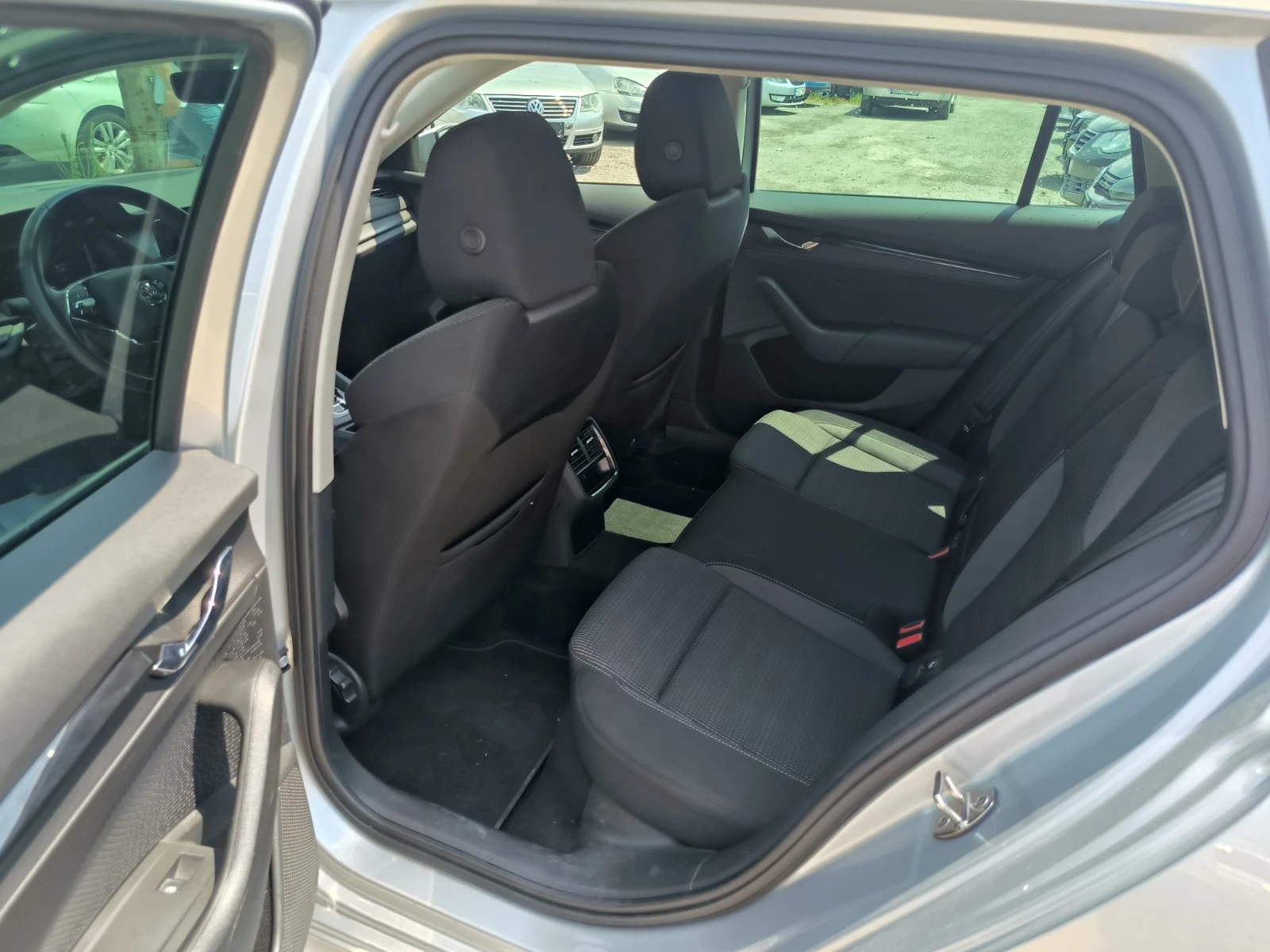 Skoda Octavia 2.0d-Navi-Automat-Euro-6D-108600km | Mobile.bg � ����������� 16