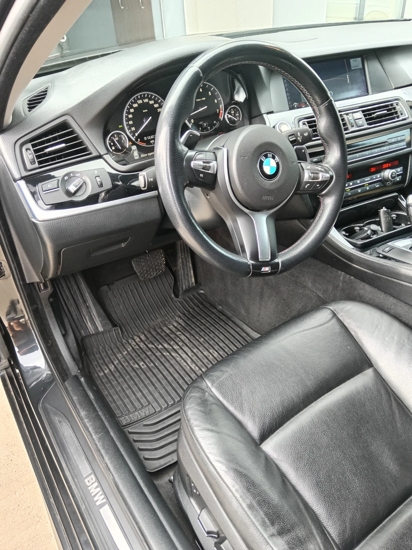 BMW 528, снимка 8 - Автомобили и джипове - 55431247