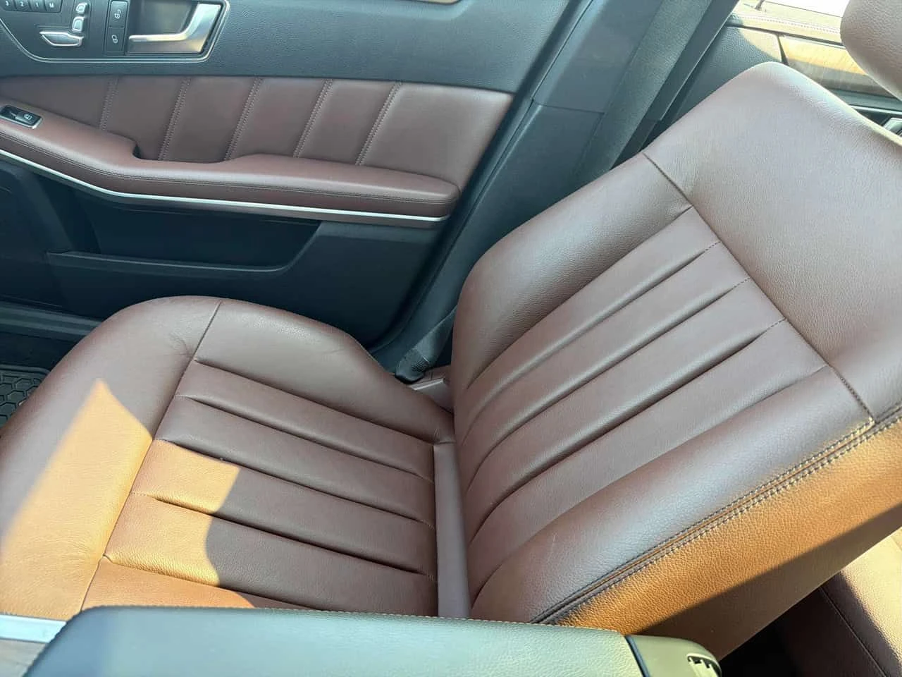 Mercedes-Benz E 400 Harman Kardon / КЛИП НА МОТОРА , снимка 16 - Автомобили и джипове - 55601894