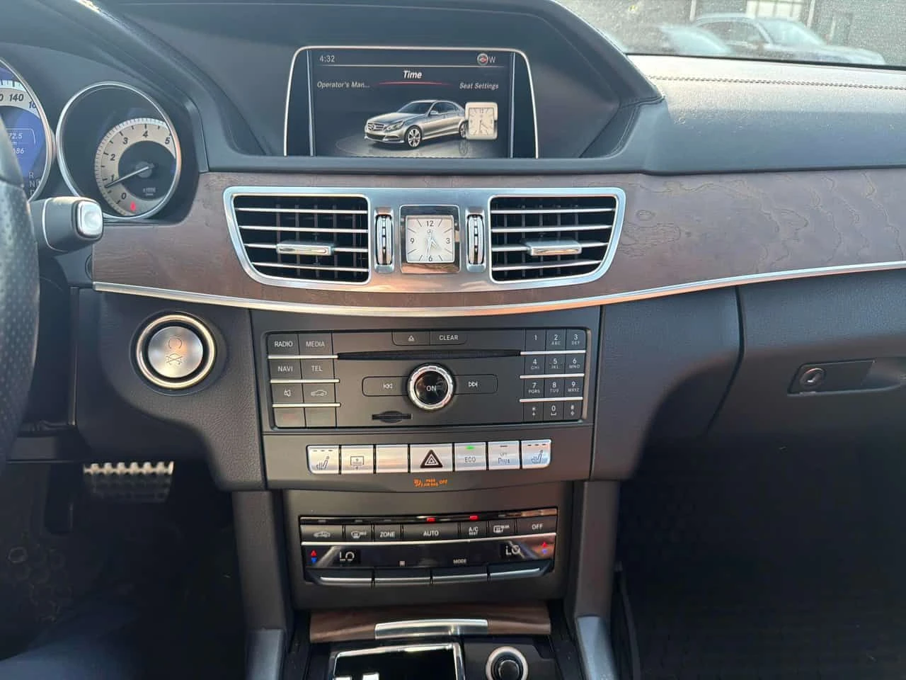 Mercedes-Benz E 400 Harman Kardon / КЛИП НА МОТОРА , снимка 10 - Автомобили и джипове - 55601894
