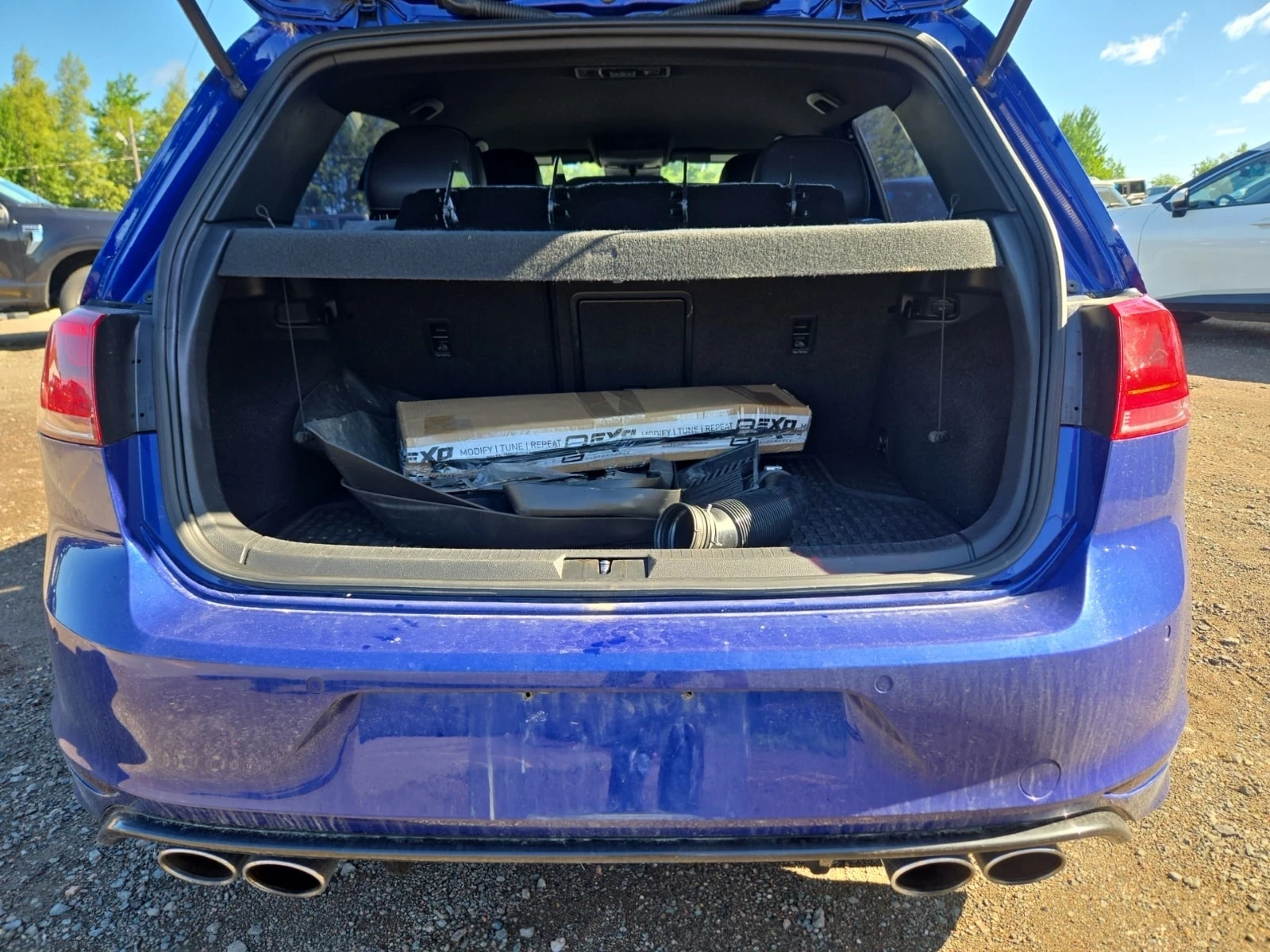 VW Golf R/CARFAX/ПОДГРЕВ/КОЖА/ФИНАНСИРАНЕ, снимка 14 - Автомобили и джипове - 55990360