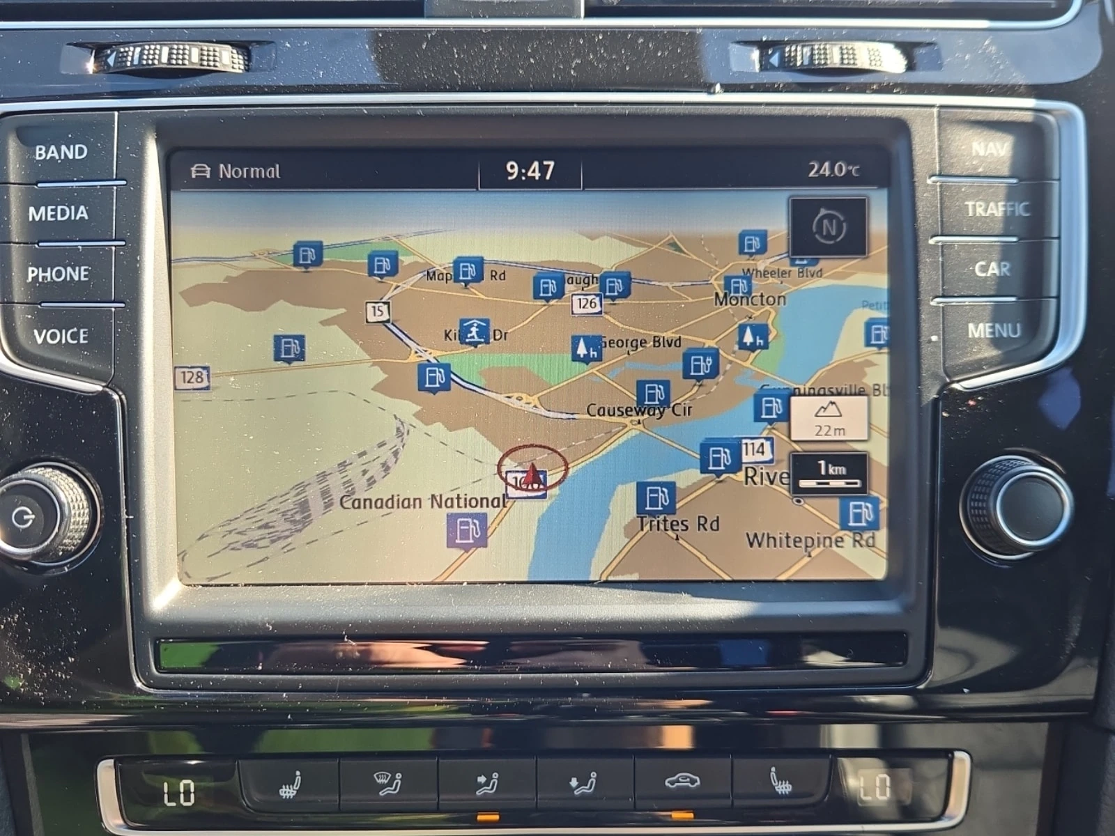 VW Golf R/CARFAX/ПОДГРЕВ/КОЖА/ФИНАНСИРАНЕ, снимка 11 - Автомобили и джипове - 55990360