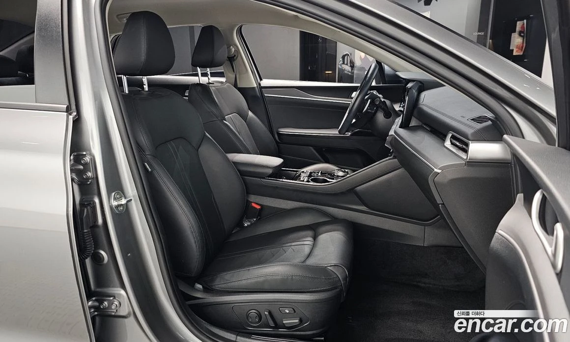 Kia K5 2.0 Prestige, снимка 16 - Автомобили и джипове - 56157282
