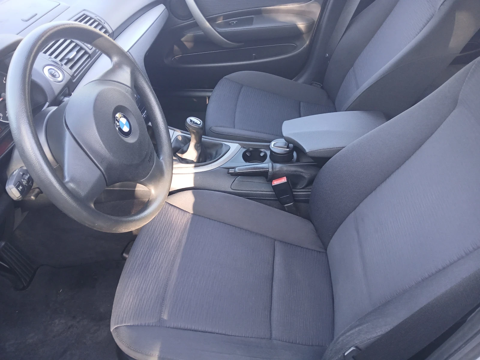 BMW 118 118D, снимка 14 - Автомобили и джипове - 56324519