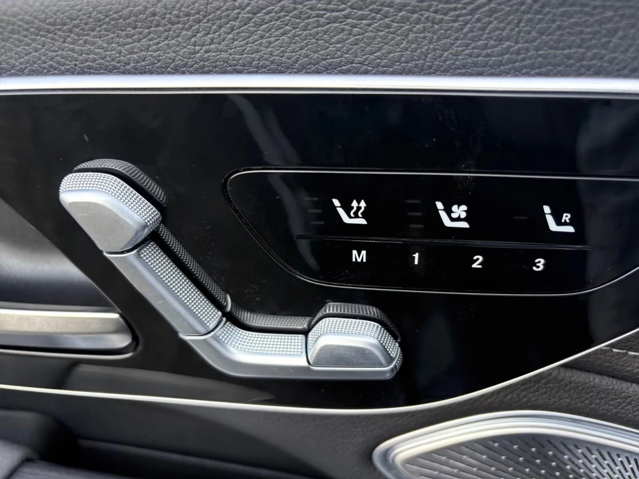 Mercedes-Benz EQS 450+ / SUV / HYPERSCREEN / PANO / 360 / AIR/ BURM/ | Mobile.bg � ����������� 8