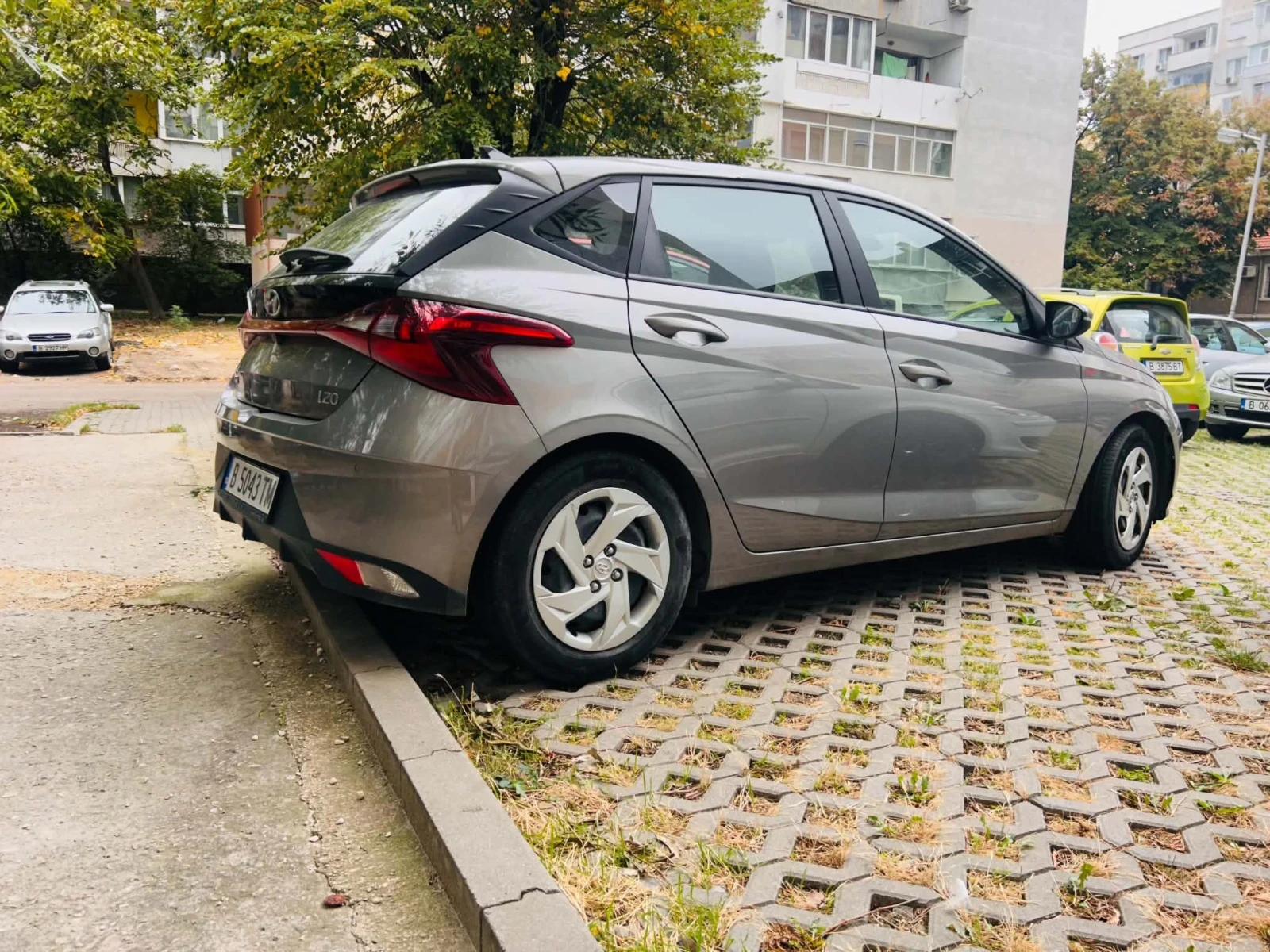 Hyundai I20, снимка 11 - Автомобили и джипове - 56510166