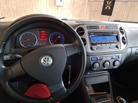 VW Tiguan, снимка 2 - Автомобили и джипове - 45538444