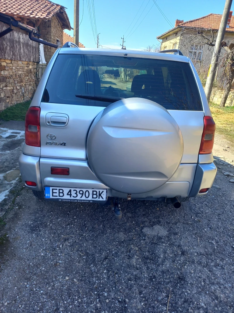 Toyota Rav4, снимка 15 - Автомобили и джипове - 49445996