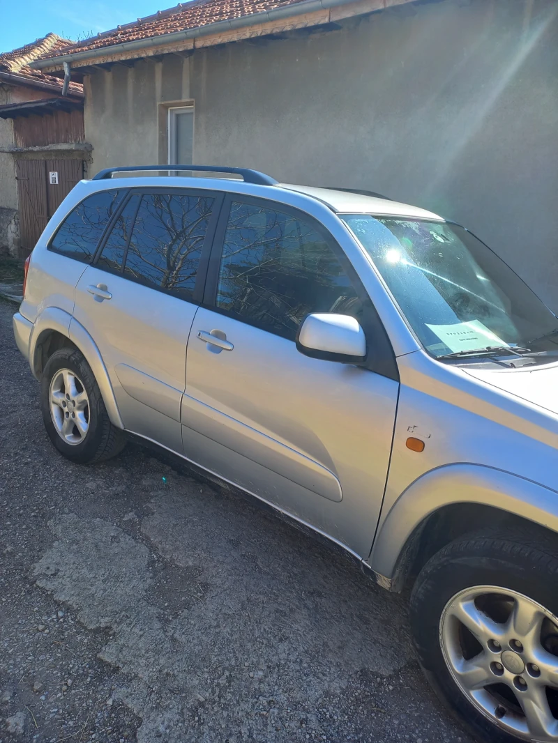 Toyota Rav4, снимка 14 - Автомобили и джипове - 49445996