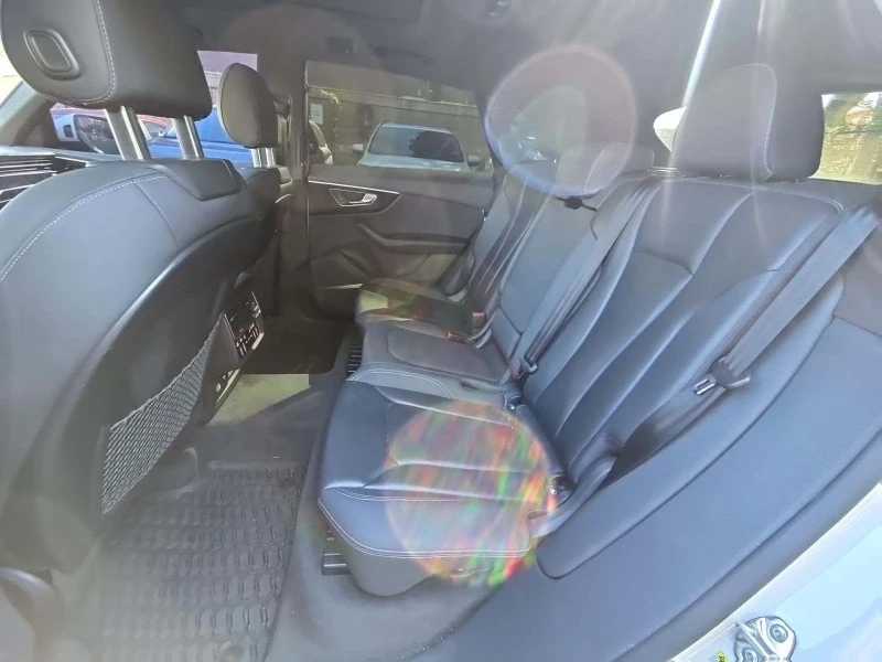 Audi Q8 S-line* B&O* Пано* Подгрев* Обдух, снимка 10 - Автомобили и джипове - 52318009