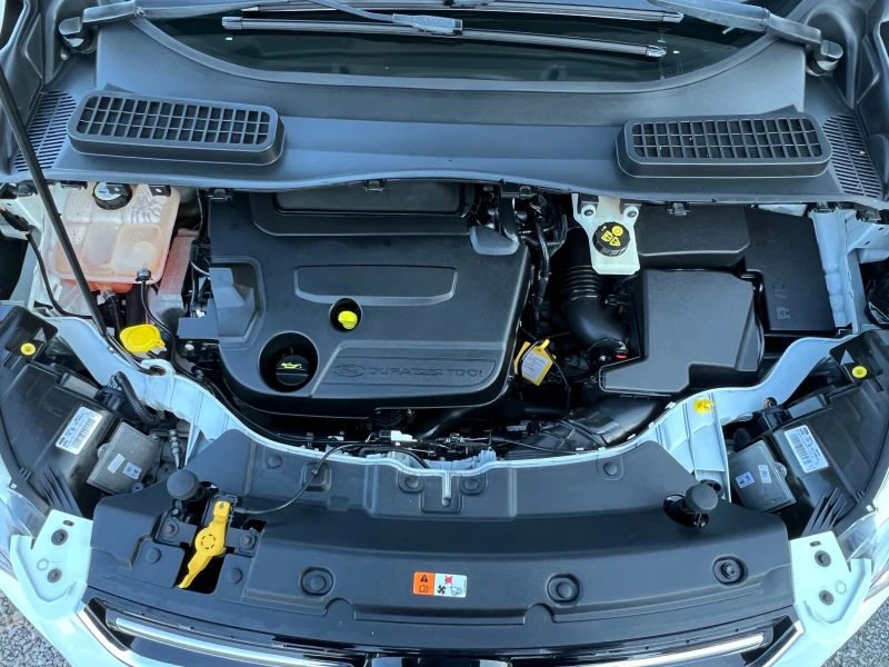 Ford Kuga 2.0TDCi AWD 163k.c./ПАНОРАМА/КОЖА/НАВИ/TITANIUM/, снимка 8 - Автомобили и джипове - 52723807