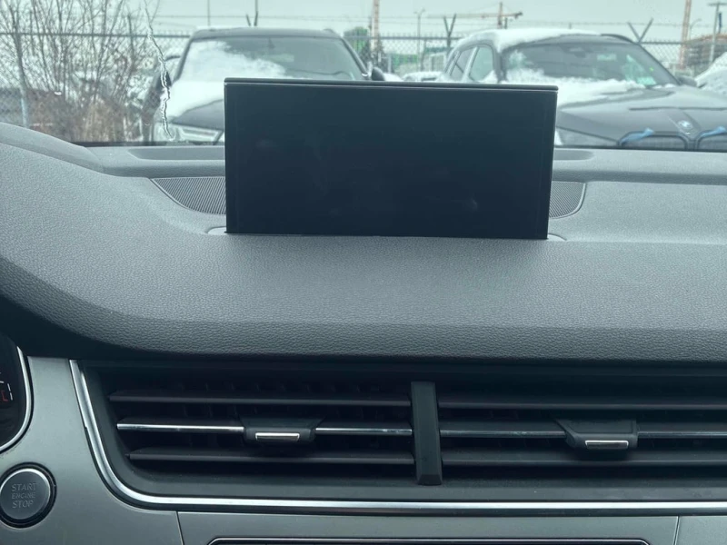 Audi Q7 2018 TECHNIK * MATRIX * ОБДУХВАНЕ* 360* ДИСТОРНИК*, снимка 9 - Автомобили и джипове - 53220362